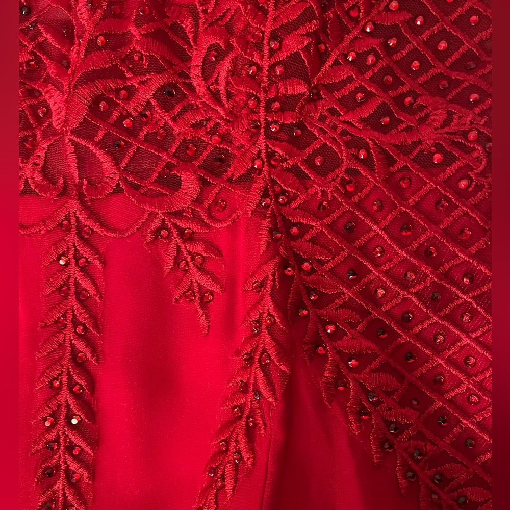 PROM DRESS - Picture 2 of 6